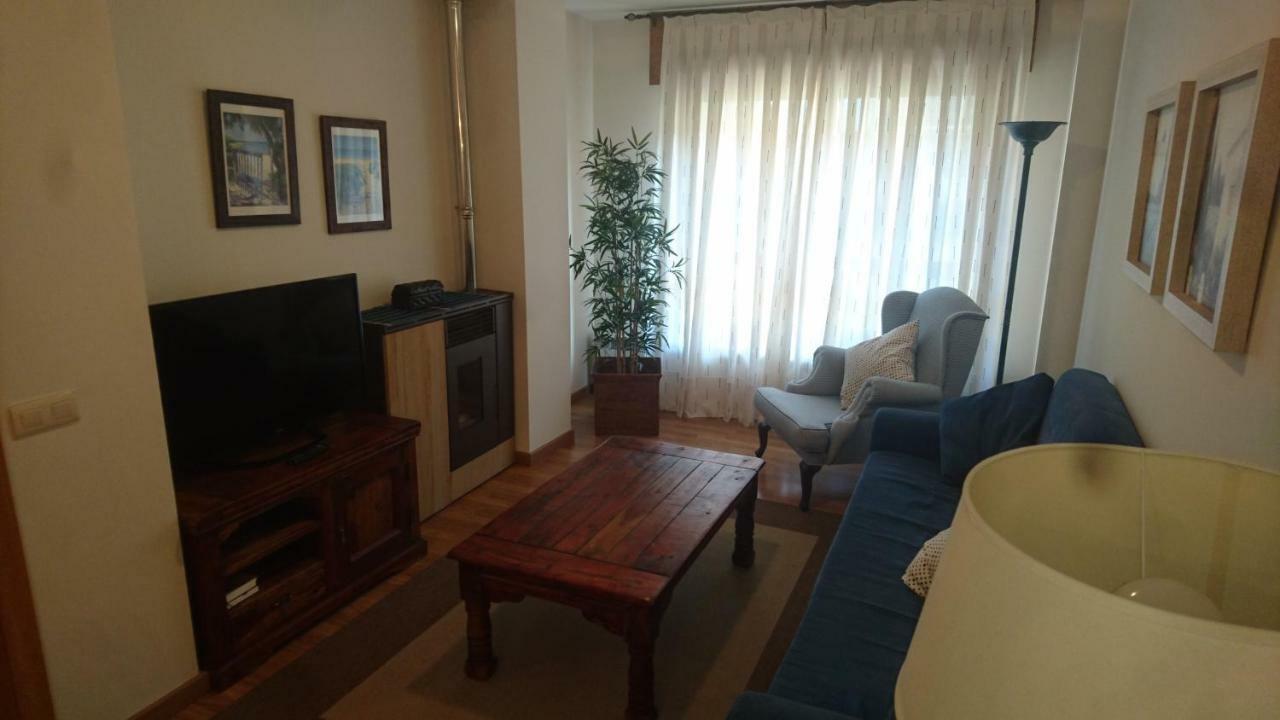 Appartamento Apartamento Rapitan Jaca Esterno foto